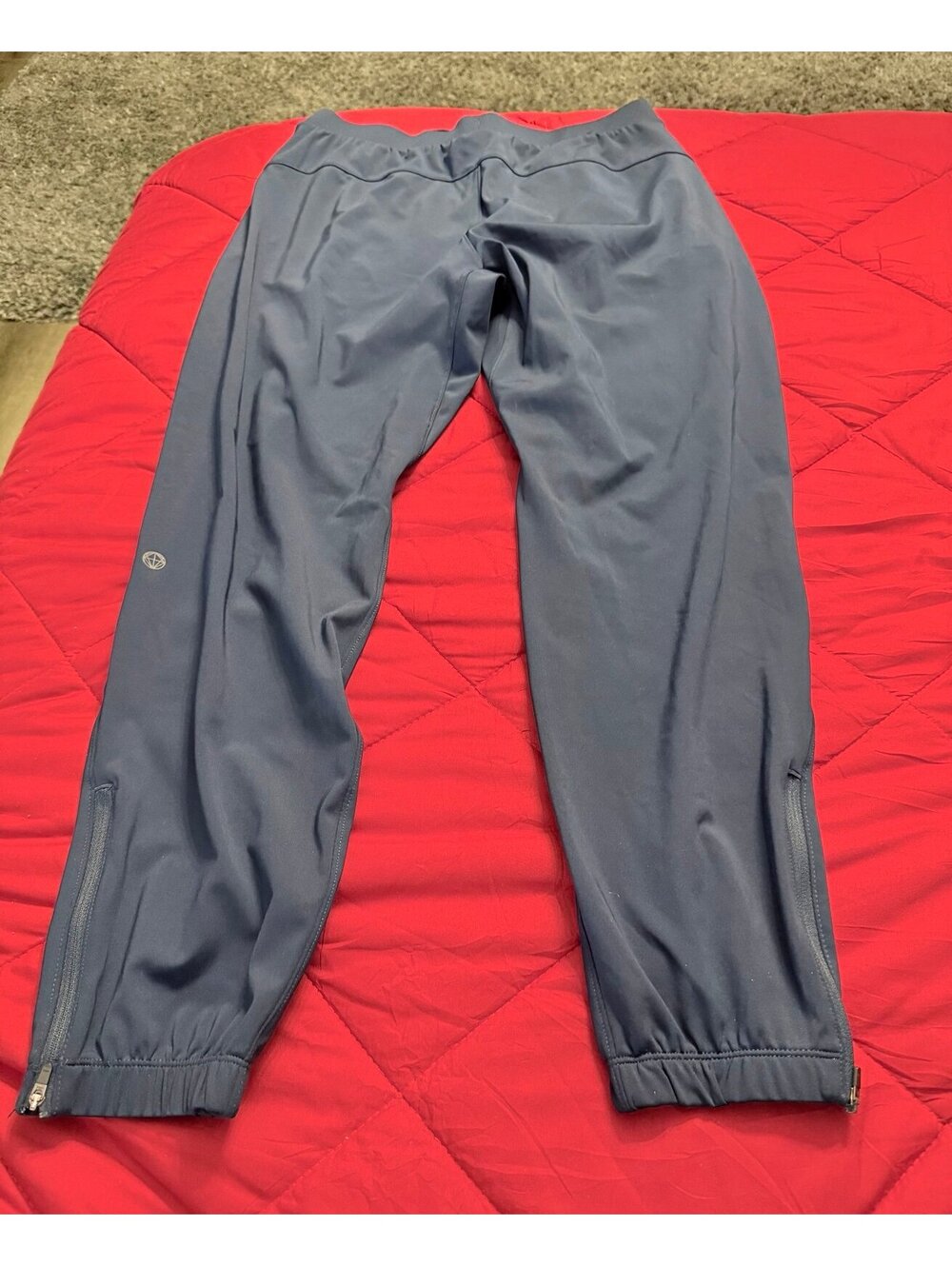 Men’s Navy Blue Performance Jogger Pants Size Medium Ankle Zip Athletic